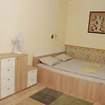 Kek Kucko Vendeghaz